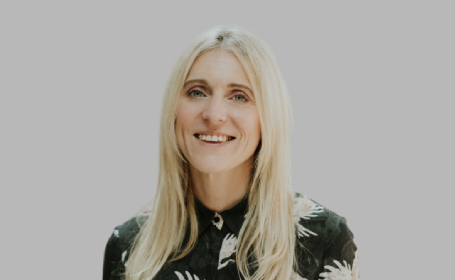 Portrait of Dr Lindsey Thomas , Menopause Specialist