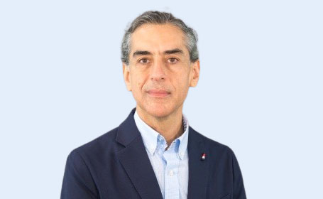 Portrait of Dr Mohammed Akil , Consultant Rheumatologist