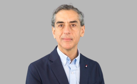 Portrait of Dr Mohammed Akil , Consultant Rheumatologist