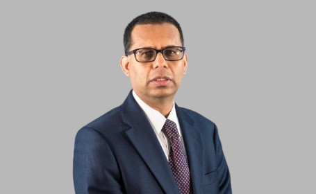 Portrait of Dr Ravishankar Sargur , Consultant Immunologist