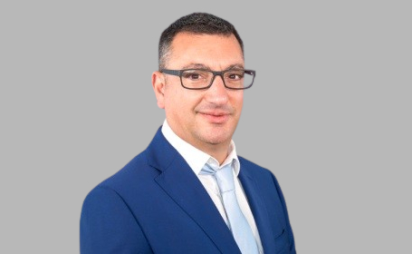 Portrait of Dr Stephen Bianchi , Consultant Respiratory Physician