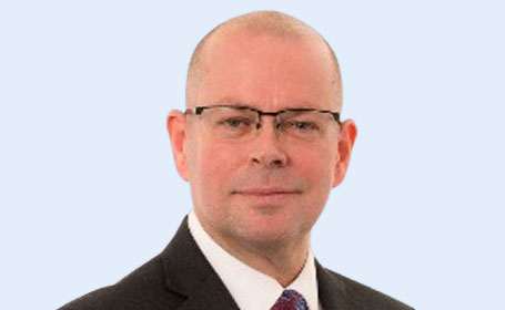 Portrait of Mr Alan Gillespie , Consultant in Gynaecology