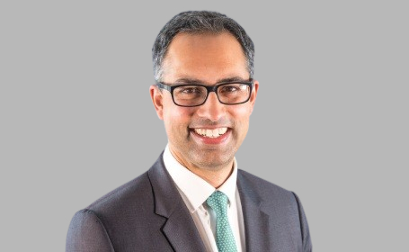 Portrait of Mr Andrew Morritt , Consultant Plastic Surgeon