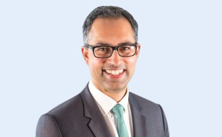 Portrait of Mr Andrew Morritt , Consultant Plastic Surgeon