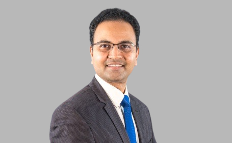 Portrait of Mr Apurv Sinha , Consultant in Trauma and Orthopaedics