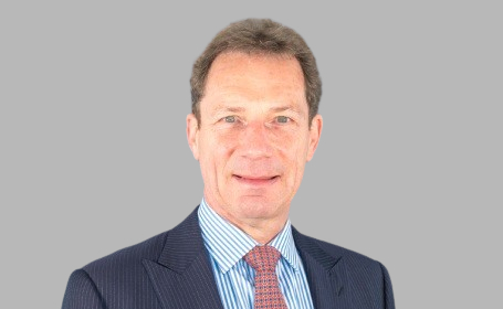 Portrait of Mr Keith Smith , Consultant Oral & Maxillofacial Surgeon