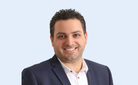 Portrait of Mr Mohammed Anabtawi , Consultant Oral & Maxillofacial Surgeon