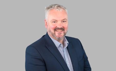 Portrait of Mr Neil Oakley , Consultant Urological Surgeon