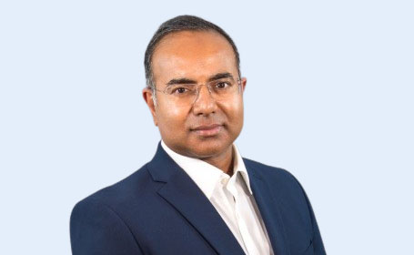 Portrait of Mr Yashin Ramkissoon , Consultant Ophthalmologist