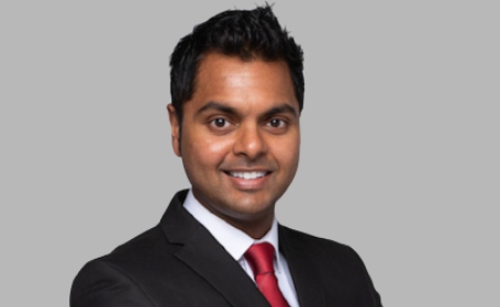 Portrait of Mr Nikhil Nanavati , Consultant Orthopaedic Surgeon