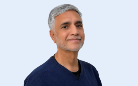 Portrait of Faqir Tariq Muhammad , Consultant Gastroenterologist