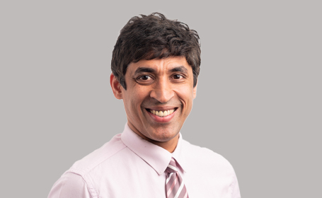 Portrait of Titus Thomas , Consultant Gastroenterologist