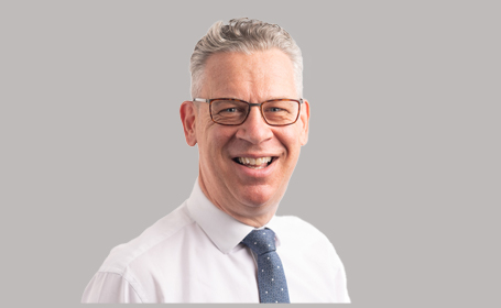 Portrait of Alistair Shaun Jepson , Consultant Orthopaedic Surgeon