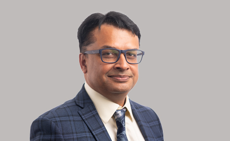 Portrait of Mr Amit Amit , Consultant Neurosurgeon & Spinal Surgeon