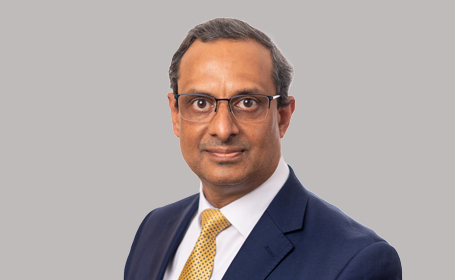 Portrait of Divyang Shukla , Consultant Orthopaedic Surgeon