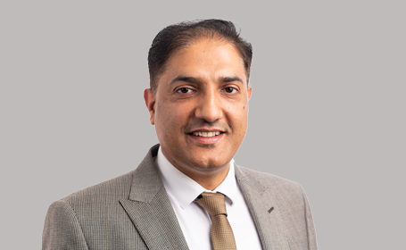 Portrait of Mr Jamil Ahmed , Consultant Laparoscopic  General and Colorectal Surgeon