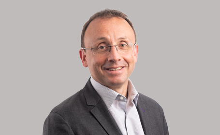 Portrait of John Evans , Consultant General Surgeon