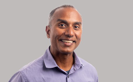 Portrait of Phillip Ameerally , Consultant Oral & Maxillofacial Surgeon