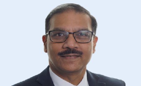 Portrait of Mr Rahim Hussain , Consultant Neurosurgeon and Spinal surgeon