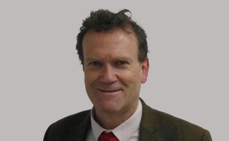 Portrait of Donald Wallace , Consultant Orthopaedic Surgeon