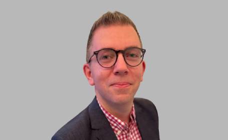 Portrait of Dr Paul Rastall , Consultant Gastroenterologist