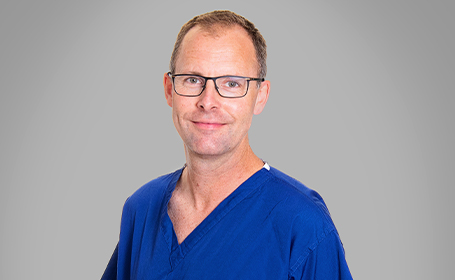 Portrait of Andrew Bebbington , Consultant Orthopaedic & Hand Surgeon
