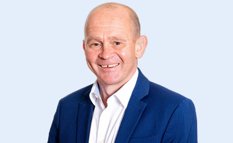 Portrait of Rhodri Ll Williams , Consultant Orthopaedic Surgeon
