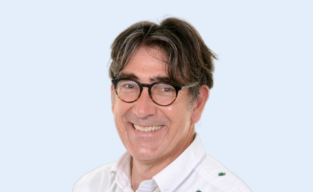 Portrait of Dr Richard Turner , Consultant Dermatologist and Mohs Surgeon