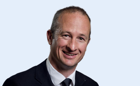Portrait of Iain Adam Findlay , Consultant Orthopaedic Surgeon