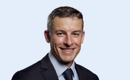 Portrait of Mr James Smith , Consultant Orthopaedic Surgeon