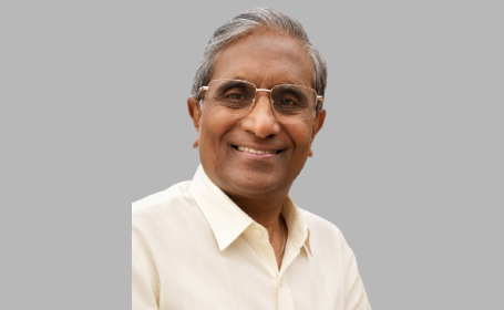 Portrait of Dr Arutchelvam Vijayaraman , Consultant Physician in Endocrinology, Diabetes and Obesity ​