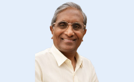 Portrait of Dr Arutchelvam Vijayaraman , Consultant Physician in Endocrinology, Diabetes and Obesity ​