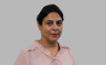 Portrait of Dr Jaskiran Azad , Consultant Dermatologist