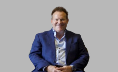 Portrait of Mr Dan Fagan , Consultant Spinal Surgeon