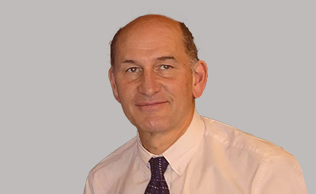 Portrait of Mr Graham Phillips , Consultant Gynaecologist