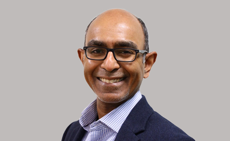 Portrait of Mr Sanjay Miranda , Consultant Orthopaedic Surgeon