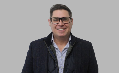 Portrait of Simon Jameson , Consultant Trauma and Orthopaedic Surgeon