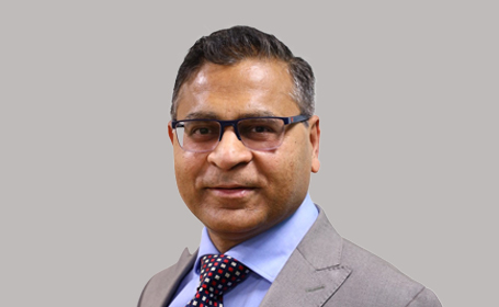Portrait of Yogesh Jain , Consultant General and Oncoplastic Breast Surgeon