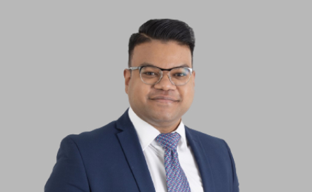 Portrait of Mr Prasad Karpe , Consultant Spinal Surgeon