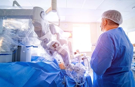 Robotic-assisted laparoscopic high anterior resection in Glasgow