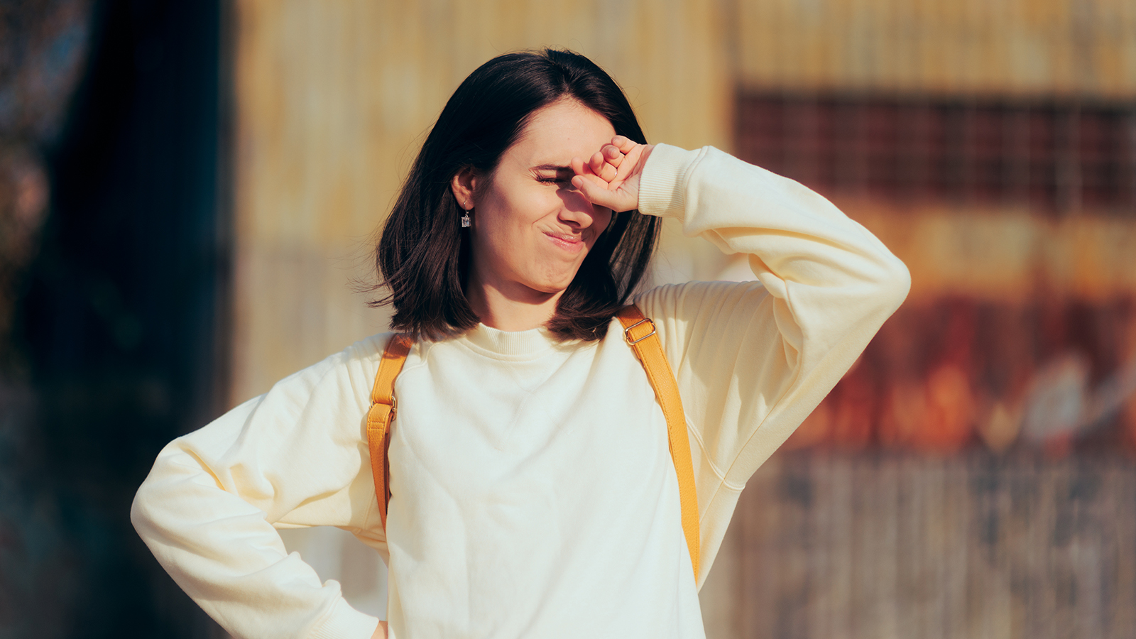 /-/media/circle/spotlights/image-spotlights/in-article-images/recovering-from-cataract-surgery-what-you-need-to-know_3.jpg?rev=616fa366da84467697d314612d4f73a3&iar=1&mh=255&mw=381&hash=429E501A58F4E2E56AFFACD0E705D6B6