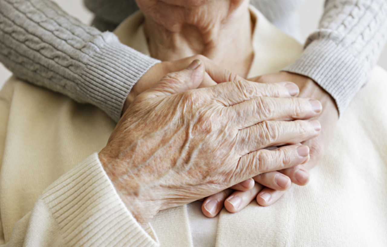Palliative care for an elderly cancer patient 