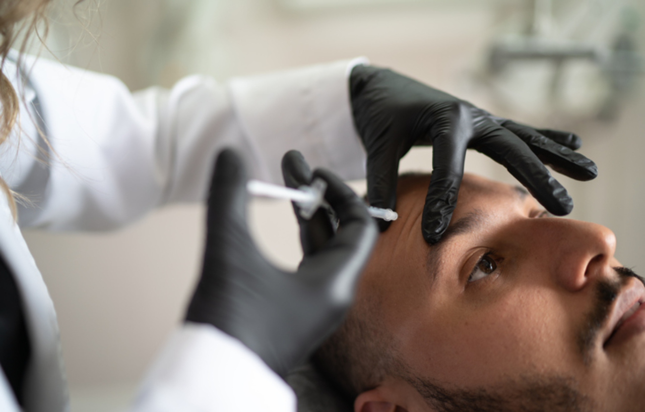 Filler-injection-for-male-face